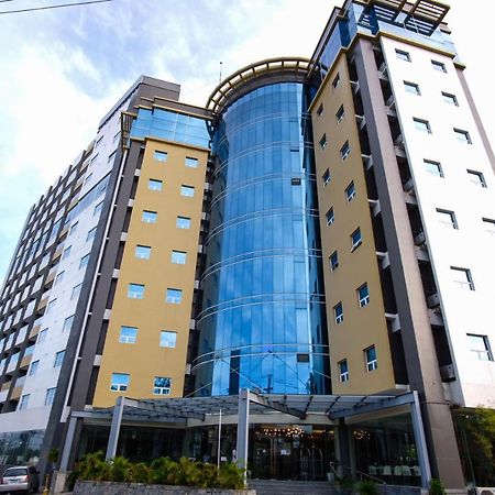 Citi Park Hotel Cebu Powered By Cocotel מראה חיצוני תמונה