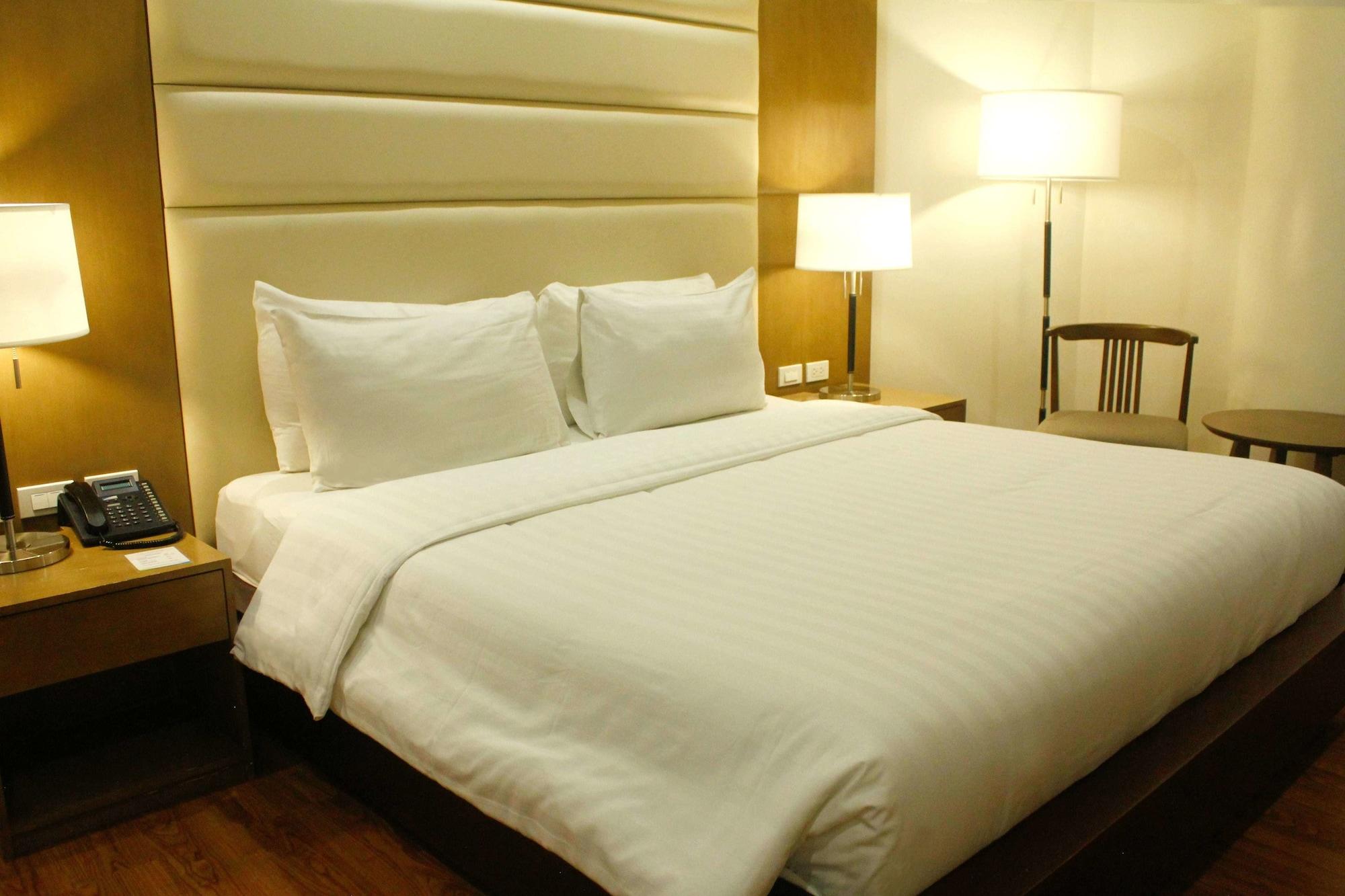 Citi Park Hotel Cebu Powered By Cocotel מראה חיצוני תמונה