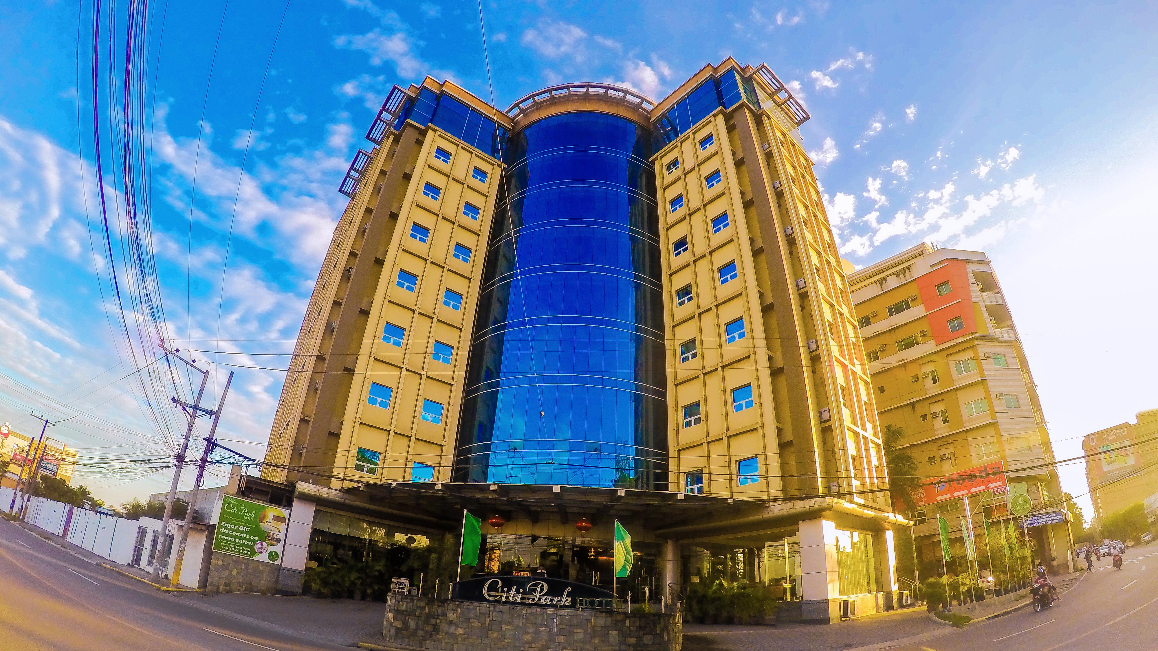 Citi Park Hotel Cebu Powered By Cocotel מראה חיצוני תמונה