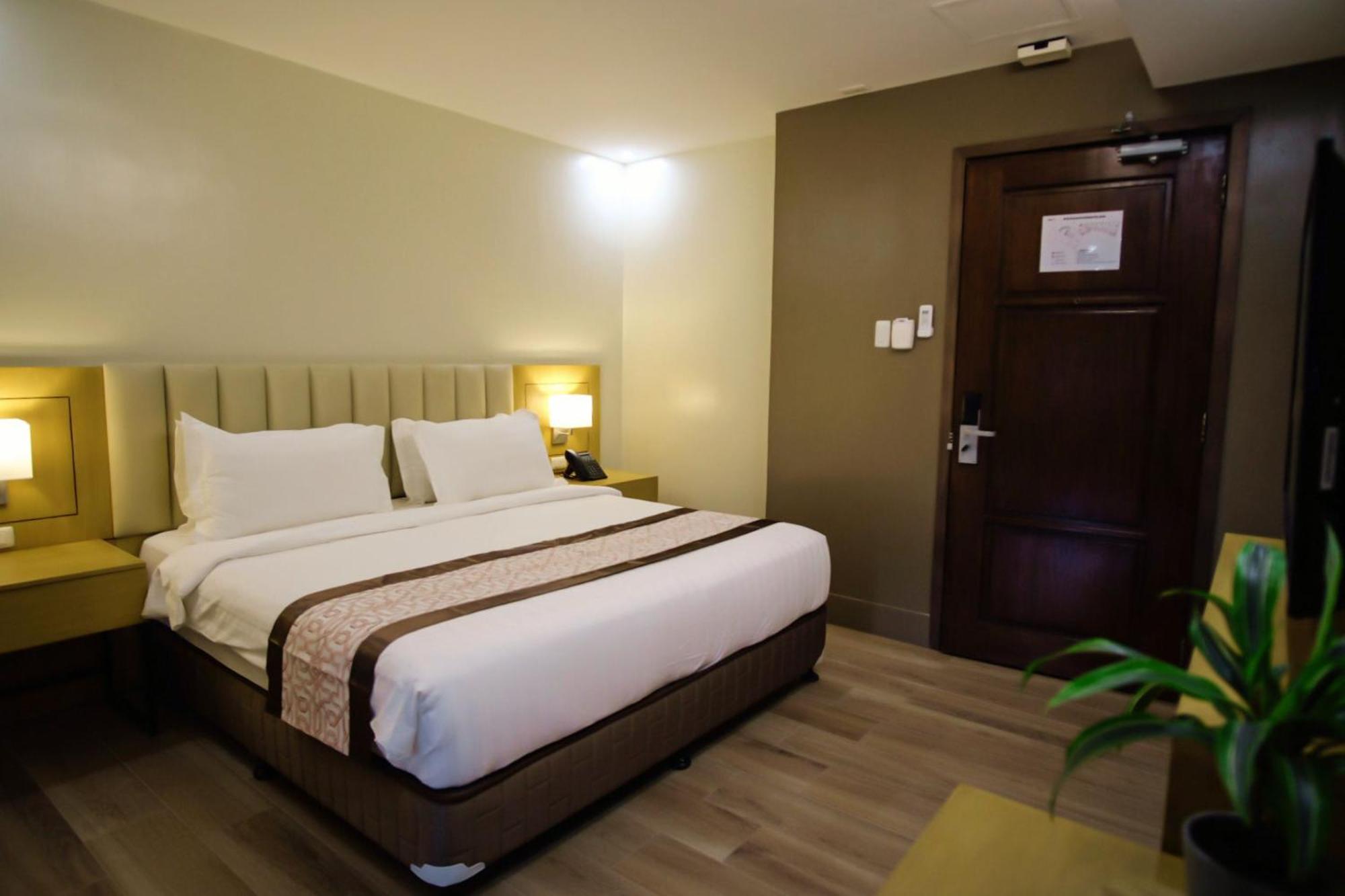 Citi Park Hotel Cebu Powered By Cocotel מראה חיצוני תמונה