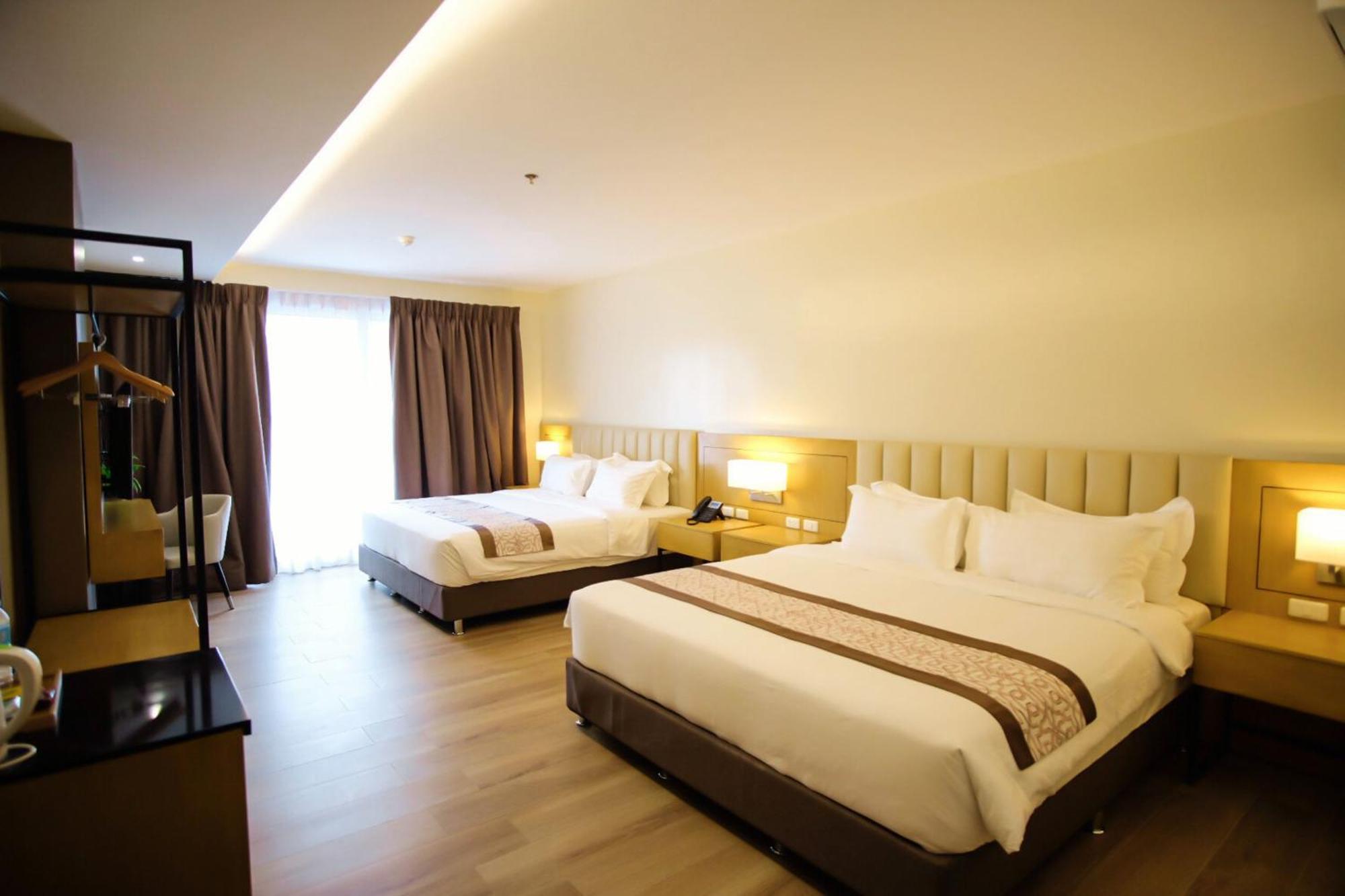 Citi Park Hotel Cebu Powered By Cocotel מראה חיצוני תמונה