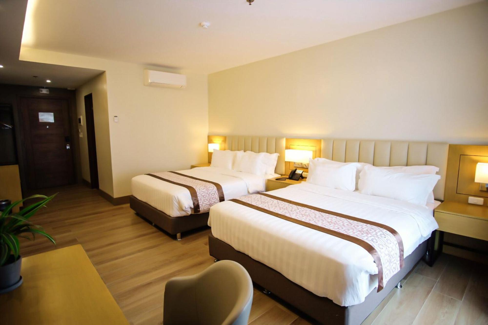 Citi Park Hotel Cebu Powered By Cocotel מראה חיצוני תמונה